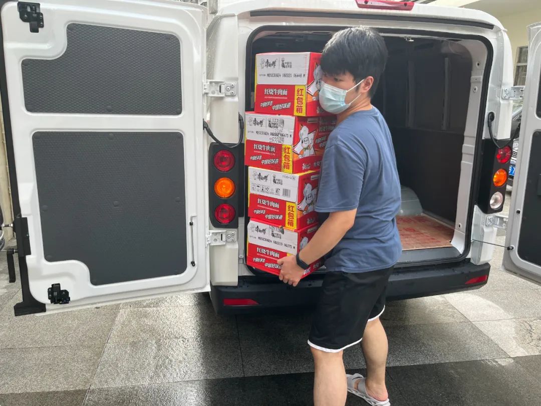 全力以赴，防洪防汛丨尊时凯龙人生就博建设积极支援防洪防汛一线